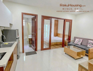 1-Bedroom Apartment with Balcony for Rent in Pham Viet Chanh Japanese Area, Binh Thanh | Pham Viet Chanh Street | Bathtub