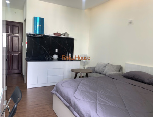 Chỉ 415$ – Cho Thuê Căn Hộ Dịch Vụ Gần Công Viên Lê Văn Tám, Quận 3 | Ban Công